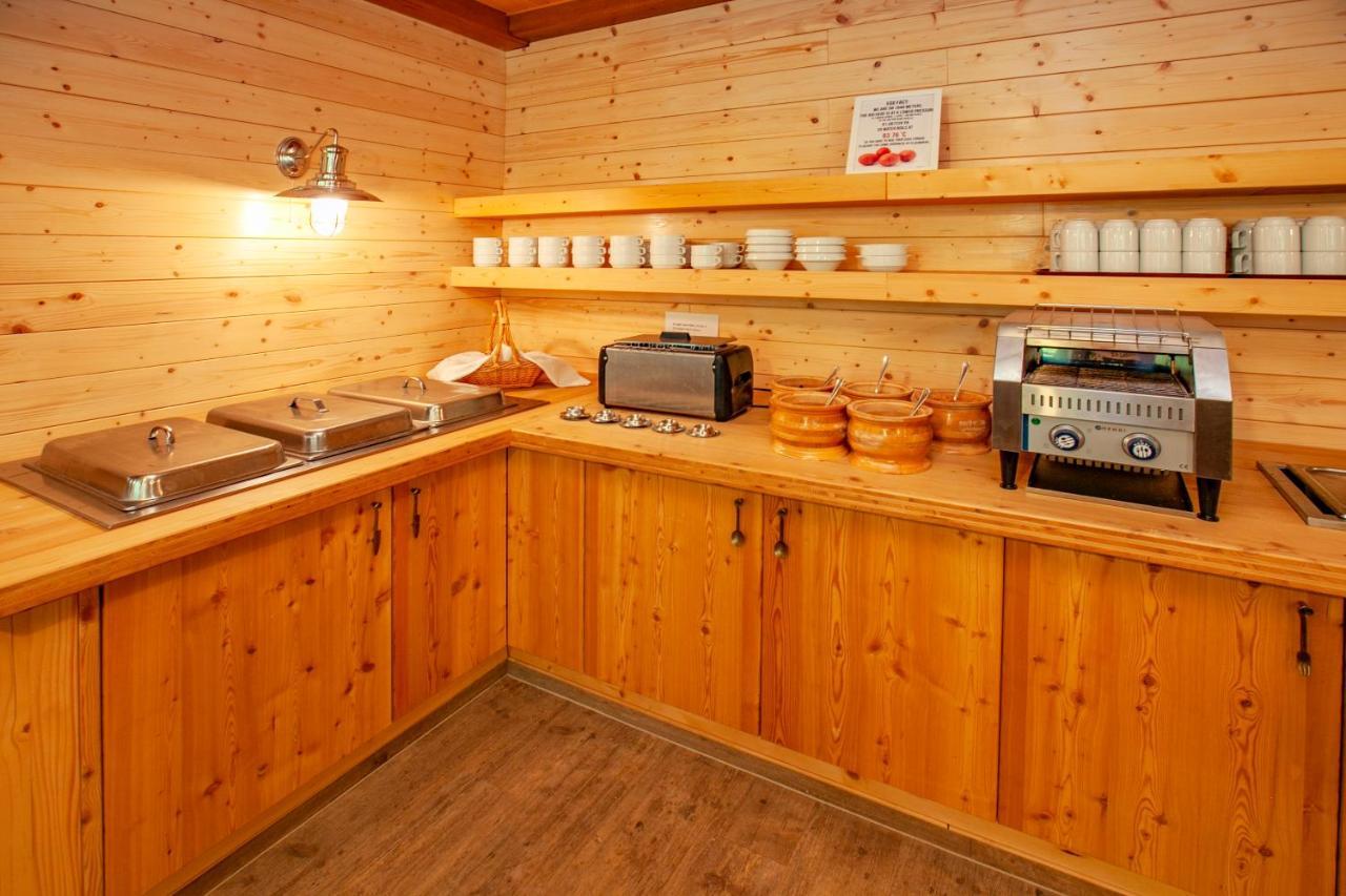 Kinderhotel Schneekonig Patergassen エクステリア 写真
