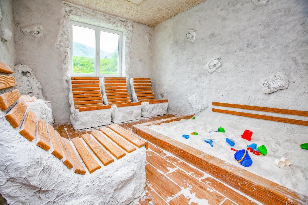 Kinderhotel Schneekonig Patergassen エクステリア 写真