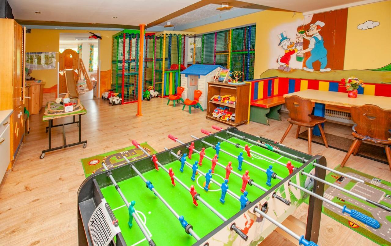 Kinderhotel Schneekonig Patergassen エクステリア 写真