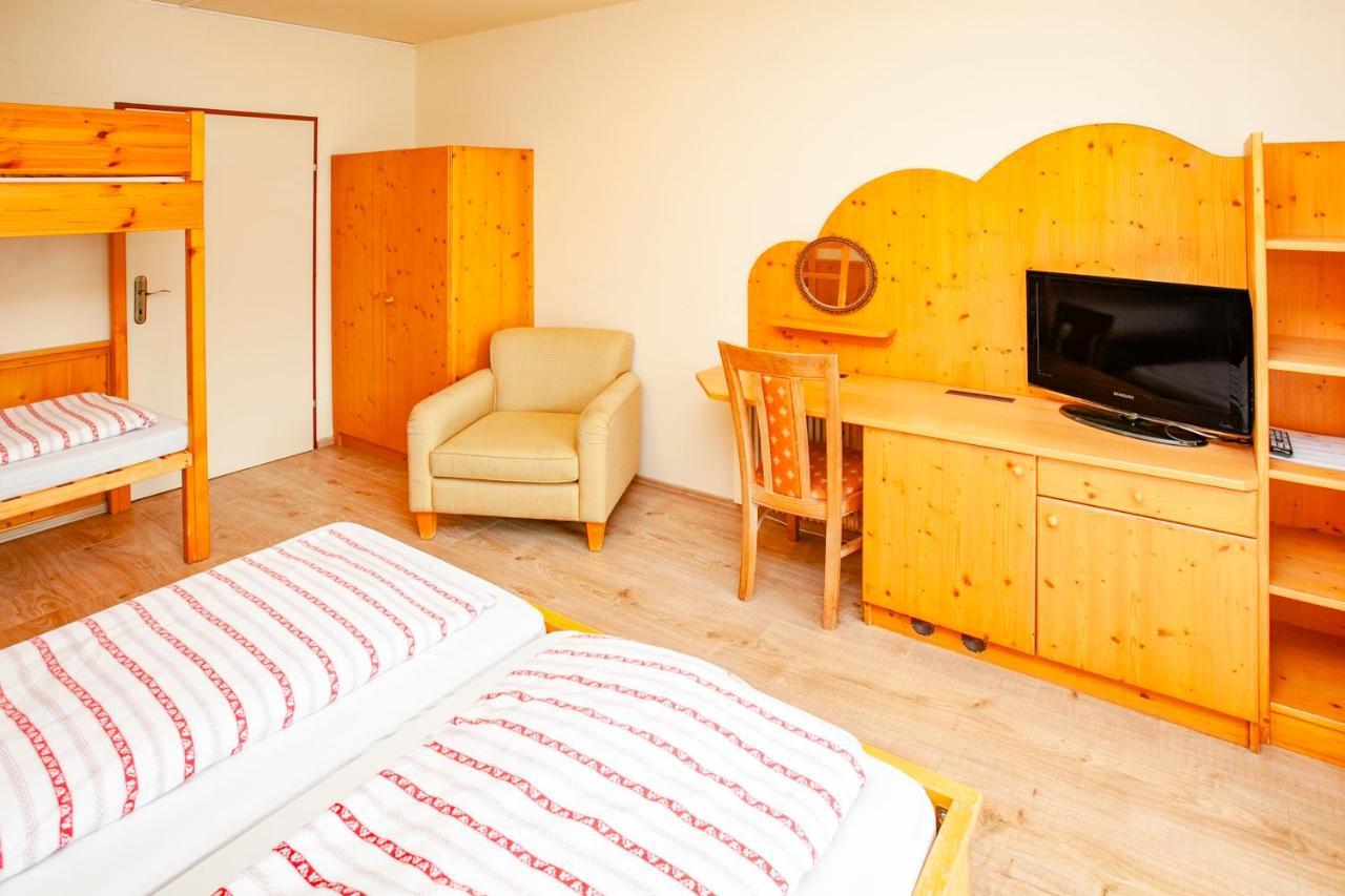 Kinderhotel Schneekonig Patergassen エクステリア 写真