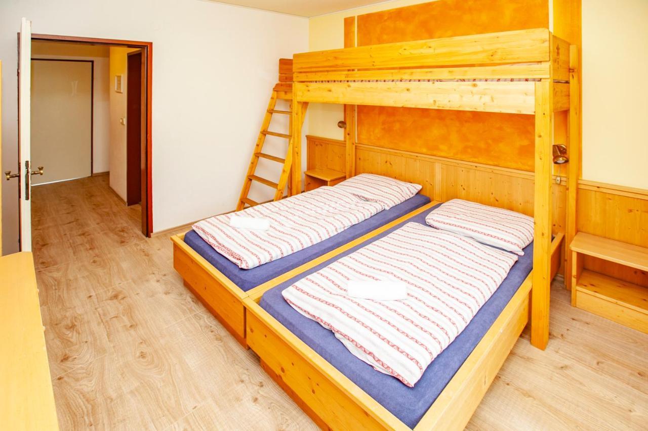Kinderhotel Schneekonig Patergassen エクステリア 写真