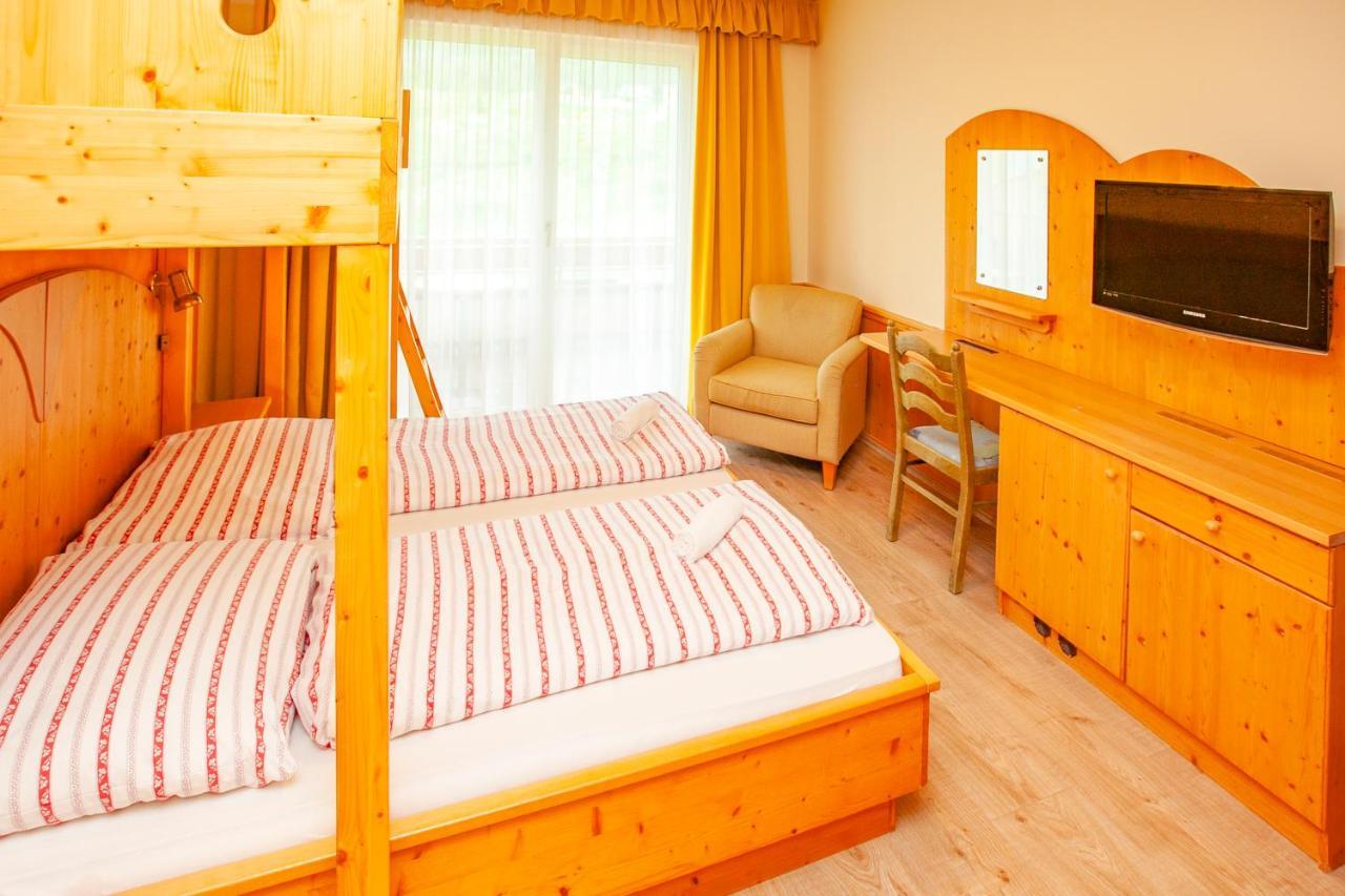 Kinderhotel Schneekonig Patergassen エクステリア 写真