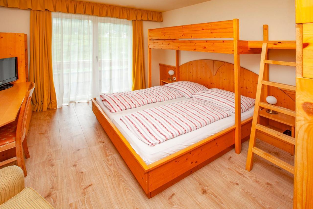 Kinderhotel Schneekonig Patergassen エクステリア 写真